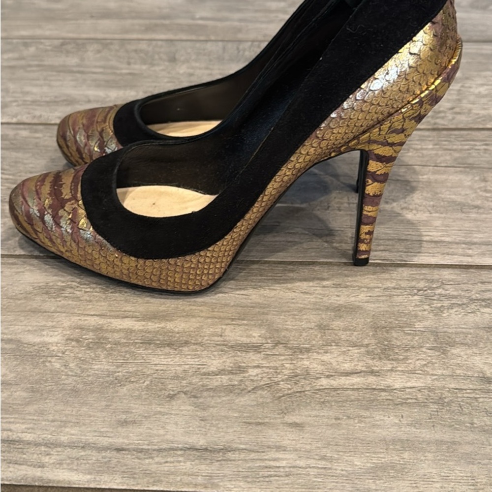 Christian Dior Black and Gold Women's Heels
